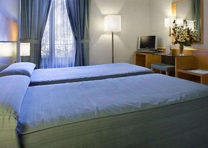 Del Mar מלון 3*