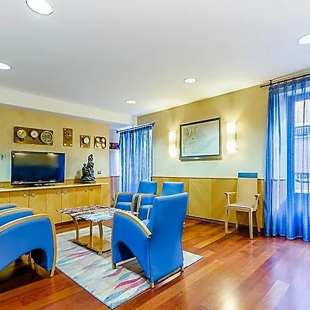 Del Mar Hotel